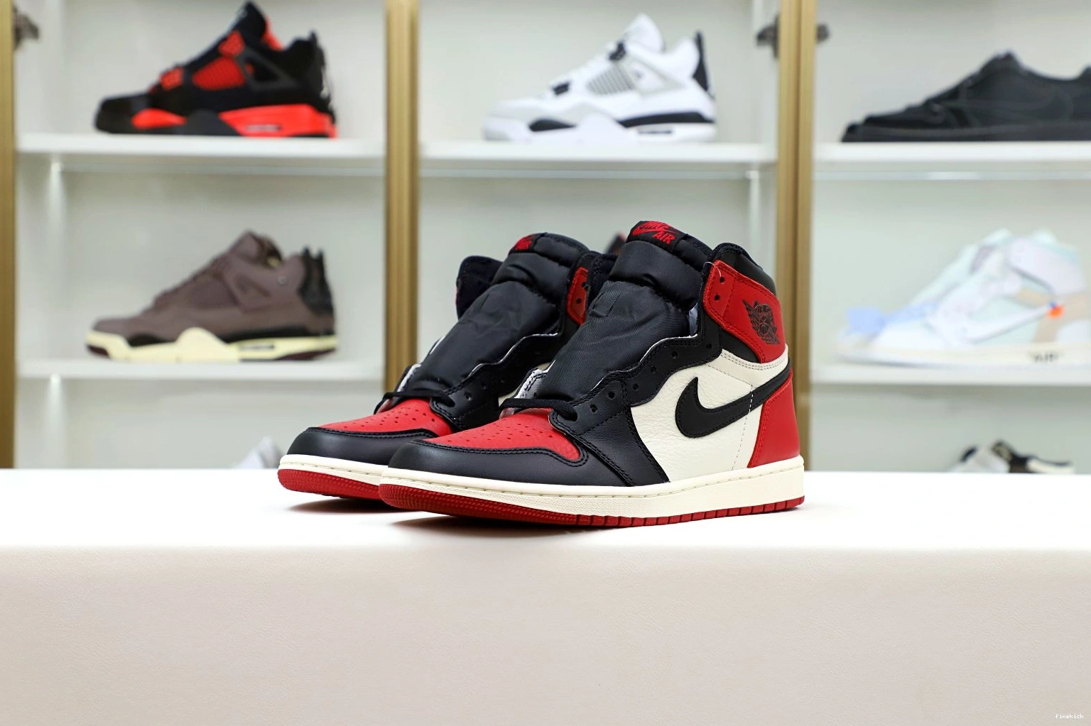 'BRED RETRO AIR HIGH JORDAN TOE' OG 1 0816